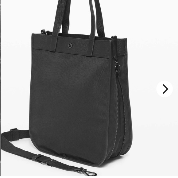 lululemon athletica Handbags - NWOT Lululemon Now and always tote 15L